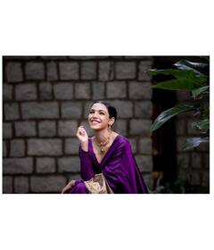 PHOTO: अभिनेत्री श्रिया पिळगावकरच्या मनमोहक अदा; चाहते झाले फिदा!