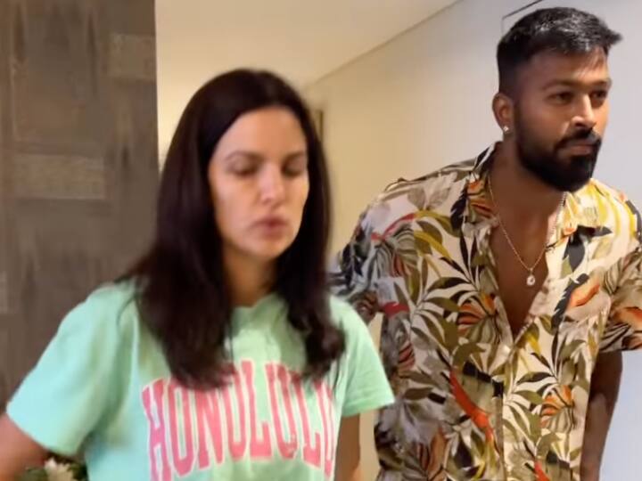 Natasa Stankovic gives dance tips to husband hardik pandya watch video हार्दिक पांड्या को पत्नी नताशा ने सिखाए डांस मूव्स, सोशल मीडिया पर वायरल हुआ वीडियो