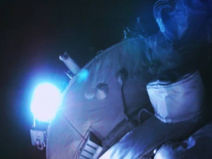 This image shows the manned spaceship Shenzhou-15 successfully docking with the front port of the space station's Tianhe module on Nov. 30. (Xinhua/Guo Zhongzheng)