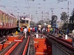 Sealdah Rail Accident : পাশাপাশি দু’টি লোকাল ট্রেনের ধাক্কা! শিয়ালদায় এমন দুর্ঘটনা ঘটল কীকরে?