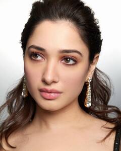 Tamannaah Bhatia : तुम हुस्न परी.. अभिनेत्री तमन्ना भाटियाचा एथनिक लूक चर्चेत!