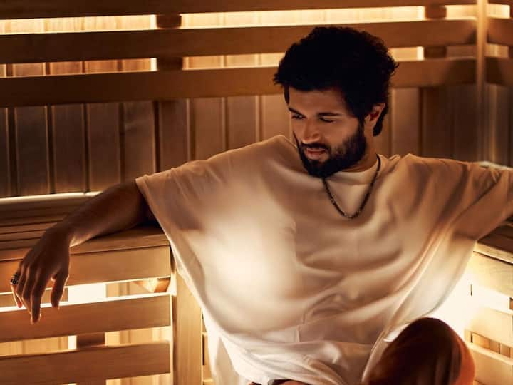 Vijay Deverakonda Questioned For 9 Hours By ED Over Liger Funding : 'Troubles Come With Being Popular' Vijay Deverakonda Questioned For 9 Hours By ED Over Liger Funding : 'Troubles Come With Being Popular'