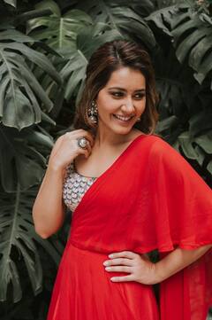 HBD Raashii Khanna: இமைக்கா நொடிகள் நாயகி ராஷி கண்ணாவுக்கு இன்று பிறந்த நாள்!