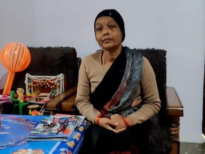 Sheopur News Government Woman Teacher Shiv Kumari Jadaun Donates Property Worth One Crore to Hanuman Mandir Writes Legal Will ANN Sheopur News: महिला टीचर ने हनुमान जी के नाम की अपनी एक करोड़ की संपत्ति, पति और बेटों के व्यवहार से दुखी