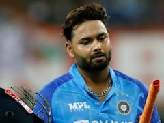 क्यों सूर्यकुमार यादव से ऊपर बल्लेबाज़ी कर रहे थे ऋषभ पंत? पूर्व पाकिस्तानी कप्तान भड़के