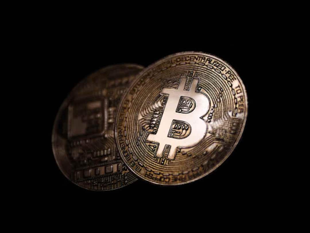 cryptocurrency price today in india December 01 check market cap bitcoin ethereum merge dogecoin solana litecoin ripple XRP binance token prices gainer loser Cryptocurrency Price Today: Dogecoin, Litecoin Register Loss, GMX Emerges As Biggest Gainer