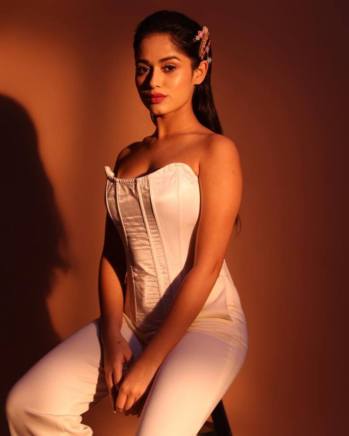 छोट्या पडद्यावरील प्रसिद्ध अभिनेत्री जन्नत जुबेरने वयाच्या 20 व्या वर्षी इंडस्ट्रीत उच्च स्थान मिळवले आहे.(फोटो सौजन्य :jannatzubair29/इंस्टाग्राम)