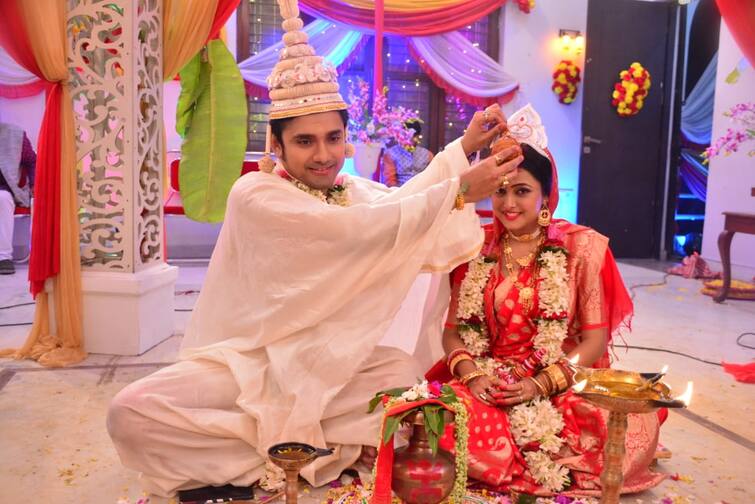 Pallavi Rubel: Rubel and Pallavi done shooting of the marriage episode of Neem Fuler Madhu Pallavi Rubel: বিয়ের আসরে পল্লবী-রুবেল, সাত পাকে বাঁধা পড়লেন নতুন জুটি