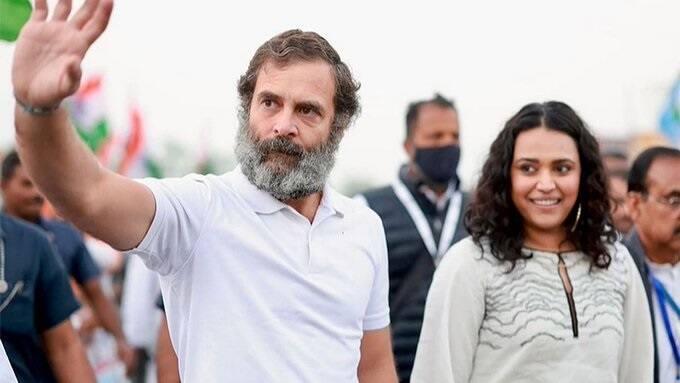 बॉलीवुड एक्ट्रेस स्वरा भास्कर हाल ही में राहुल गांधी की भारत जोड़ो यात्रा में शामिल हुई हैं. एक्ट्रेस इसके लिए उज्जैन पहुंची थीं.