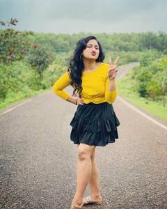 Ashika Gopal Padukone Photos: 'త్రినయని' ఆషిక గోపాల్ పదుకొనె ట్రెండీ లుక్