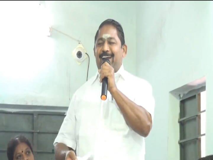 madurai:Couldn't bear the mosquito problem  OPS support MLA expressed anguish TNN 