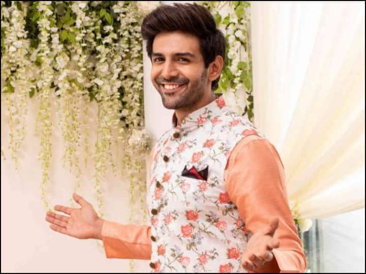 Kartik Aaryan: ১০ দিনে কত টাকা পারিশ্রমিক নেন কার্তিক? জানালেন নিজেই Kartik Aaryan Confirms Being Paid Rs 20 Crore For 10 Days Of Work, Calls Himself Bollywood's Only 'Shehzaada', know in details Kartik Aaryan: ১০ দিনে কত টাকা পারিশ্রমিক নেন কার্তিক? জানালেন নিজেই