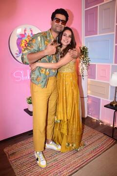 Vicky Kaushal With  Shehnaaz Gill: விக்கி கெளஷலின் புது போட்டோ ஷூட்..இணையத்தில் வைரலாகும் புகைப்படங்கள்!