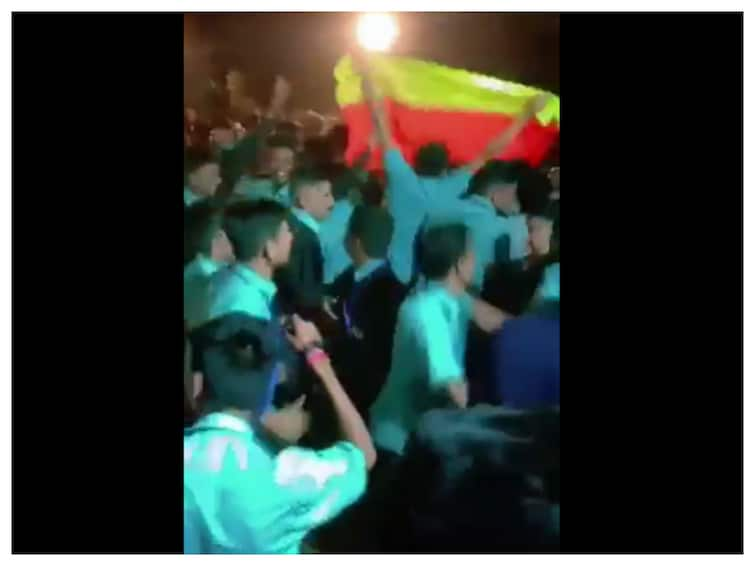 Karnataka: Activists Stage Protest, Block Road Against Assault On Student Waving State Flag