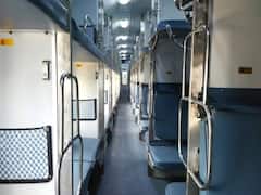Indian Railway: रेल यात्रियों के लिए खुशखबरी! रात में सोते हुए सफर करने पर भी नहीं छूटेगा स्टेशन, रेलवे ने शुरू की यह खास सुविधा