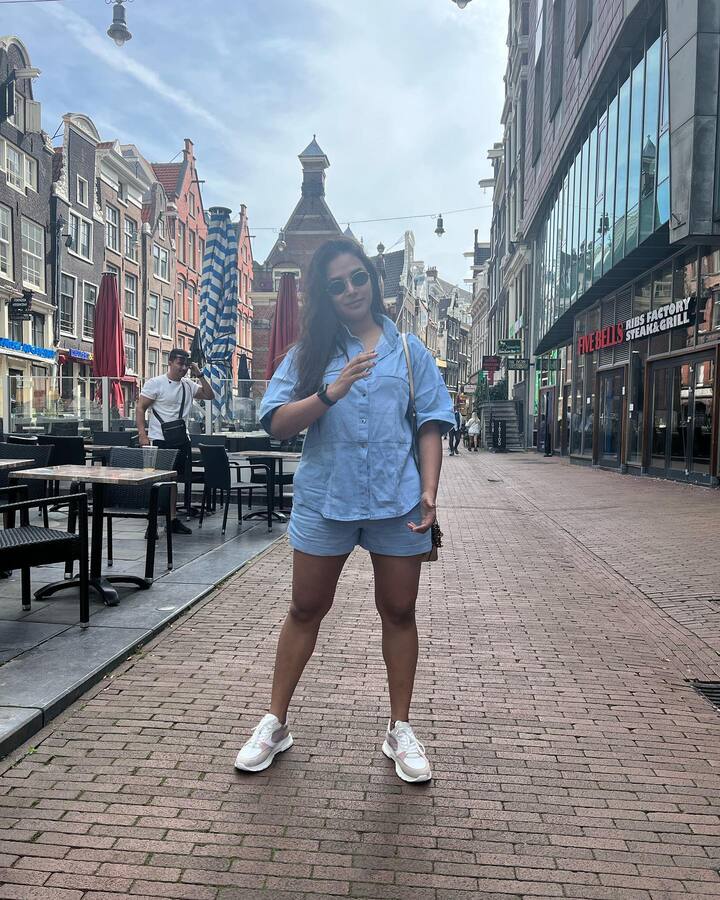 హరితేజ అందమైన ఫోటోలు  -Image Credit: Hariteja/Instagram