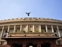 संसद के शीतकालीन सत्र में चुनाव प्रक्रिया में सुधार समेत 16 बिल पेश कर सकती है सरकार