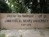 JNU Row: जेएनयू की दीवारों पर लिखे गए जातिसूचक नारे, विवाद के बाद यूनिवर्सिटी प्रशासन ने दिए जांच के आदेश