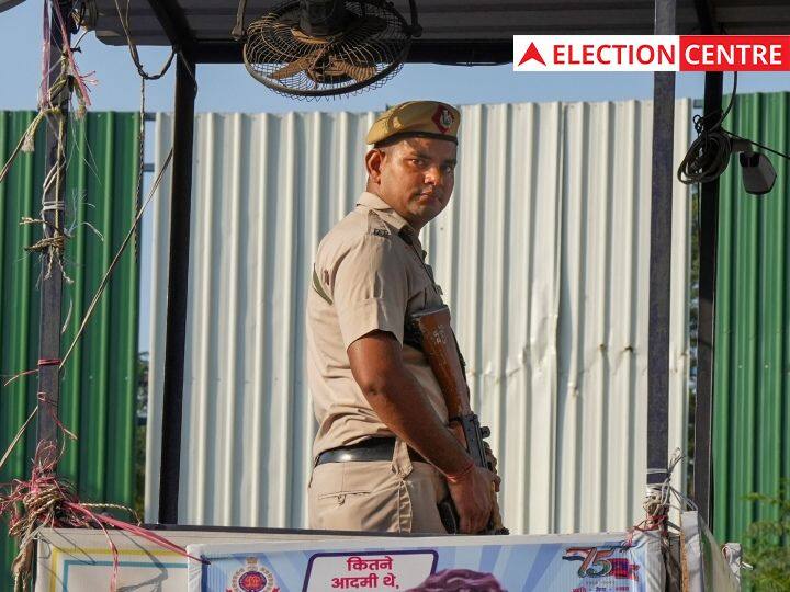 Delhi MCD Election 2022 Delhi Police alert and Close watch on liquor supply Delhi MCD Election 2022: एमसीडी चुनाव को लेकर दिल्ली पुलिस सतर्क, स्ट्रांग रूम की सुरक्षा को लेकर बनाया ये प्लान