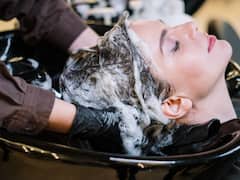 শ্যাম্পু করার পর চুল ধোবেন কীভাবে, দেখে নিন কিছু সঠিক নিয়ম