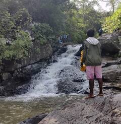 टाटामारी ईको टूरिज्म प्लेस पर्यटकों से गुलजार, पर्यटन स्थल की खूबसूरती में लगे चार चांद