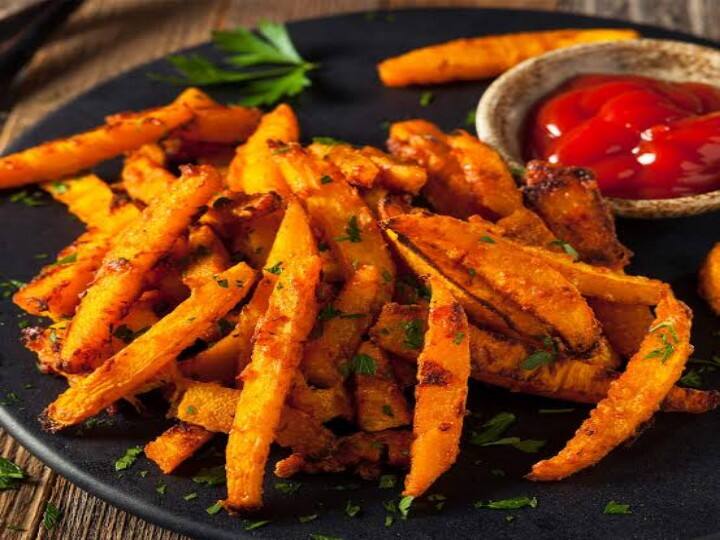 Recipe to make Pumpkin fries at home, note down he recipe Snacks Recipe: फ्रेंच फ्राइज़ खाने का मन है तो ट्राई करें Pumpkin Fries, जो टेस्टी भी है और हेल्दी भी