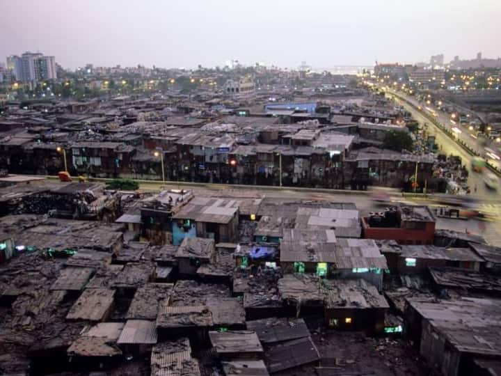 Adani Group will redevelopment world largest slum in mumbai dharavi abpp मुंबई के धारावी को रिडेवलेप करने का ठेका क्यों लेना चाहता है अडानी ग्रुप,जानिए इसमें क्या है फायदा?