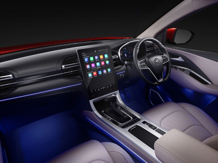 MG Hector Facelift Vs Toyota Innova Hycross: Upcoming Premium Family Cars