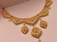 Gold rate: ஒரு சவரன் தங்கத்தின் விலை ஒரே நாளில் கிடுகிடுவென உயர்வு...சோகத்தில் மக்கள்...