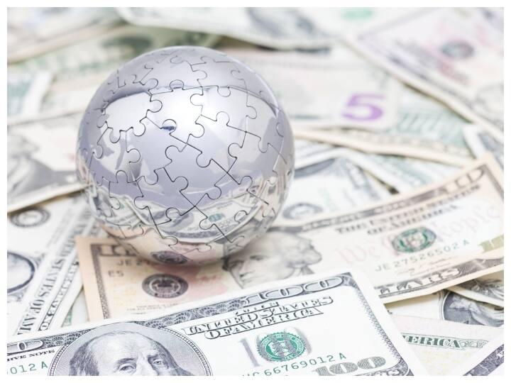 India Remittances: India on track for record $100 billion in remittances, says World Bank World Bank Remittances: भारतीयों ने विदेश से भेजे 100 अरब डॉलर, रेमिटेंस के मामले में बना रिकॉर्ड, FDI से भी है बड़ी रकम, जानें कैसे हुआ संभव