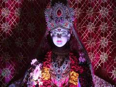 Man Sets Up 'NOTA Temple' At His Shop In Poll-Bound Gujarat