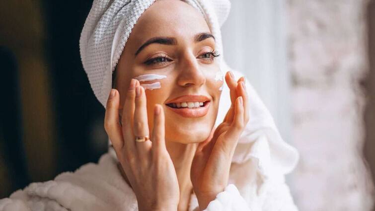 Winter Skin Care: Use cream in these 3 ways, your skin will bloom like a rose even in winter Winter Skin Care : ਇਨ੍ਹਾਂ 3 ਤਰੀਕਿਆਂ ਨਾਲ ਕਰੋ ਮਲਾਈ ਦੀ ਵਰਤੋਂ, ਸਰਦੀਆਂ 'ਚ ਵੀ ਗੁਲਾਬ ਵਾਂਗ ਖਿੜੇਗੀ ਤੁਹਾਡੀ ਸਕਿਨ