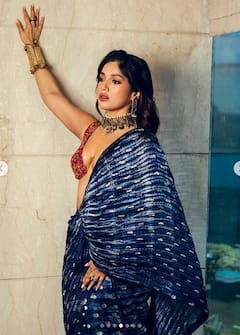 Bhumi Pednekar: ਡੀਪ ਨੇਕ ਬਲਾਊਜ਼ ਪਾ ਕੇ ਭੂਮੀ ਪੇਡਨੇਕਰ ਨੇ ਫਲਾਂਟ ਕੀਤਾ ਕਲੀਵੇਜ, ਫੋਟੋਆਂ ਦੇਖ ਕੇ ਨਜ਼ਰਾ ਨਹੀਂ ਹਟਾ ਪਾ ਰਹੇ ਫੈਨਜ਼
