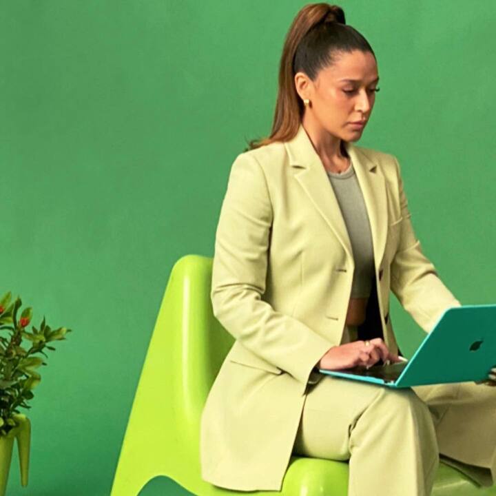 बॉलिवूडचे दिग्गज अभिनेते जॅकी श्रॉफ यांचा मुलगा टायगर श्रॉफ याने त्याच्या पावलावर पाऊल टाकत अभिनयाच्या दुनियेत आपले करिअर केले यात शंका नाही, मात्र जॅकीची मुलगी कृष्णा श्रॉफ अभिनय जगतापासून दूर राहणे पसंत करते. (फोटो सौजन्य :kishushroff/instagram)