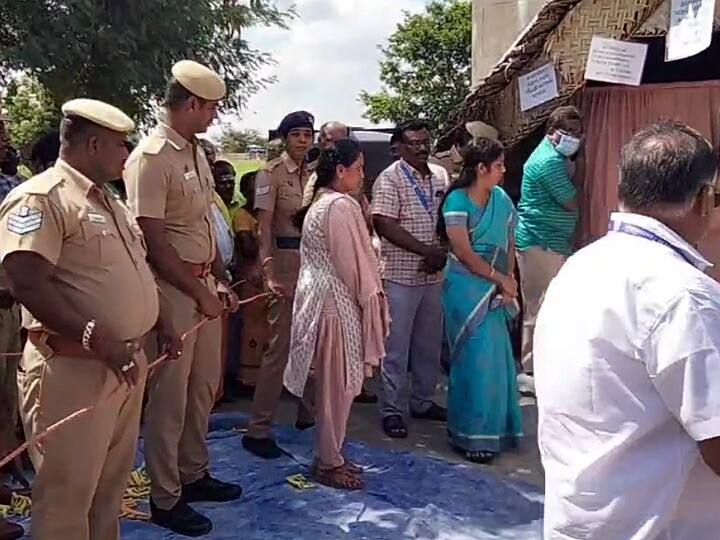 கரூரில் சித்தராக உருவாக்கப்பட்டவர் மருத்துவமனையில் அனுமதி