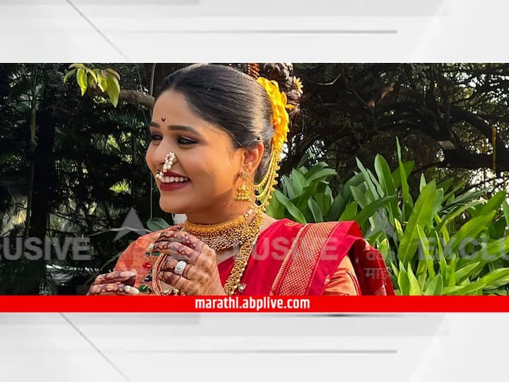 Akshaya Hardeek Wedding : अक्षया देवधरने लग्नात लाल रंगाची नऊवारी साडी नेसली आहे.