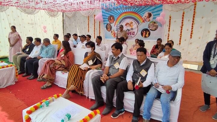 कायम दौऱ्यात व्यस्त आणि कामाच्या धकाधकीत थोडासा विरंगुळा मिळावा यासाठी नेते,अधिकारी जिथे खेळाचा आनंद घेता येईल ते घेत असतात.