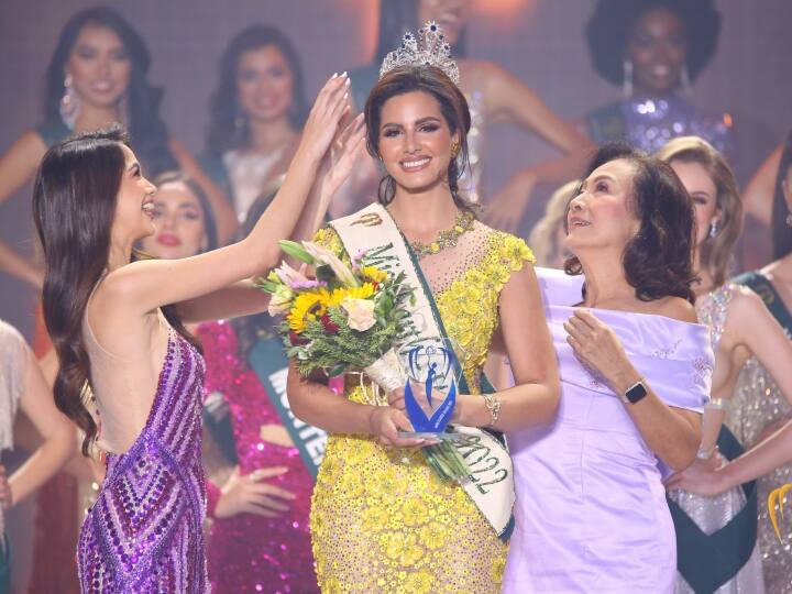 Miss Earth Water 2022 Nadeen Ayoub proud to be Palestinian know her Biography Miss Earth Water: 'मुझे फ़िलिस्तीनी होने पर गर्व है'- जानिए कौन है 'मिस अर्थ वॉटर 2022' का खिताब जीतने वाली लड़की नदीन अय्यूब