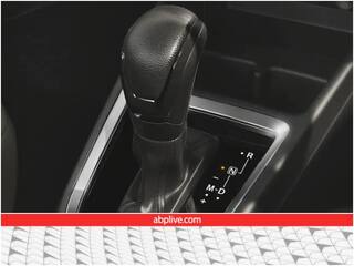 Car Gearbox: बहुत सारे ट्रांसमिशन विकल्प के साथ आती हैं कारें, जानिए क्या है उनमें अंतर 
