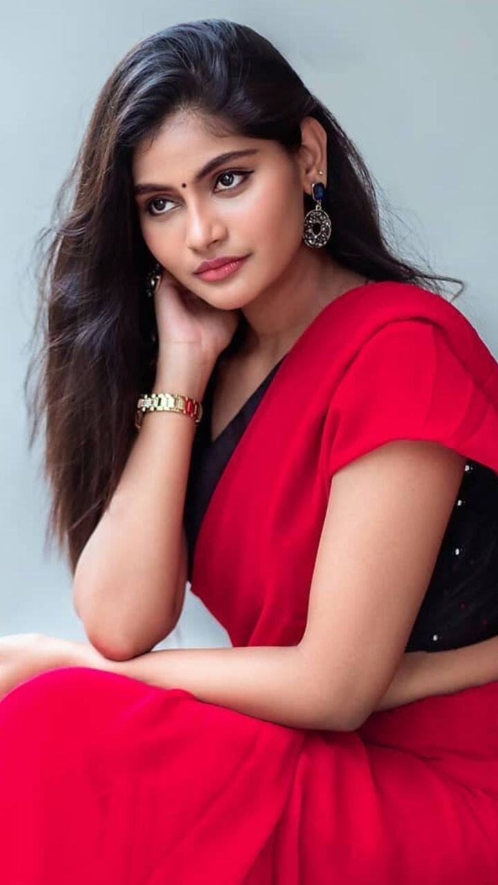 இந்த வாரத்தின் திங்கட்கிழமையன்று பிக்பாஸ் வீட்டில் எவிக்ஷனுக்கான நாமினேஷன் நடைபெற்றது