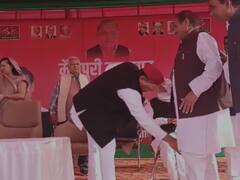 जसवंतनगर में सपा अध्यक्ष अखिलेश ने ऐसे ही नहीं छुए मंच पर शिवपाल के पैर, समझिए पूरा खेल