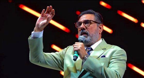 Boman Irani: ਬਾਲੀਵੁੱਡ 'ਚ ਕੁਝ ਅਜਿਹੇ ਕਲਾਕਾਰ ਹਨ, ਜੋ ਉਹੀ ਢਾਲੇ ਬਣ ਜਾਂਦੇ ਹਨ, ਜਿਸ 'ਚ ਉਨ੍ਹਾਂ ਨੂੰ ਢਾਲਿਆ ਜਾਂਦਾ ਹੈ। ਇਹ ਕਲਾਕਾਰ ਆਪਣੇ ਆਪ ਨੂੰ ਆਪਣੇ ਕਿਰਦਾਰ ਦੇ ਮੁਤਾਬਕ ਢਾਲਦੇ ਹਨ। ਬੋਮਨ ਇਰਾਨੀ ਅਜਿਹੇ ਹੀ ਇੱਕ ਅਦਾਕਾਰ ਹਨ।