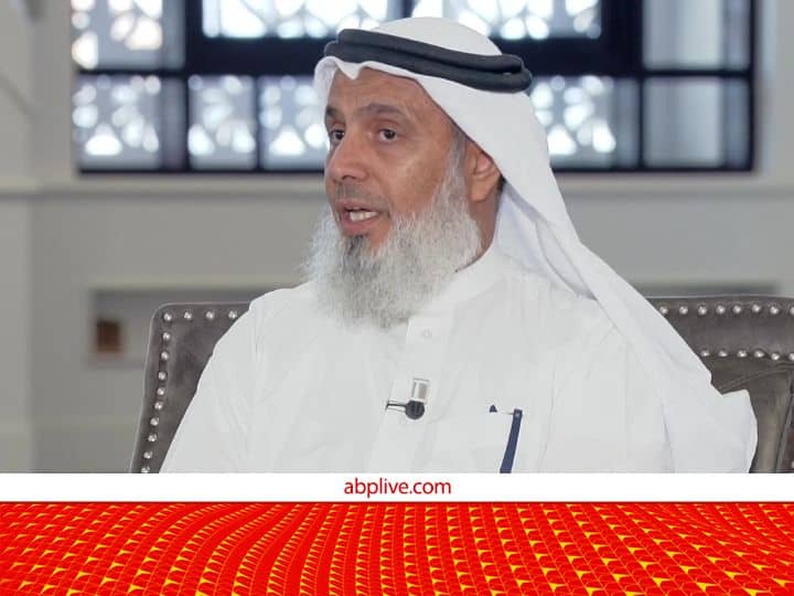 Make them convert to Islam and if they refuse let them pay jizya says Qatari professor Qatari Professor: कतर के इस प्रोफेसर ने गैर मुसलमानों पर जज़िया लगाने की कही बात, जानिए और किस वजह से हो रही निंदा