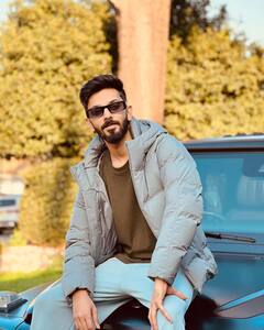 Anirudh: வணக்கம்டா மாப்ள லண்டன்ல இருந்து...இசையமைப்பாளர் அனிருத்தின் லேட்டஸ்ட் வெகேஷன் போட்டோஸ்!
