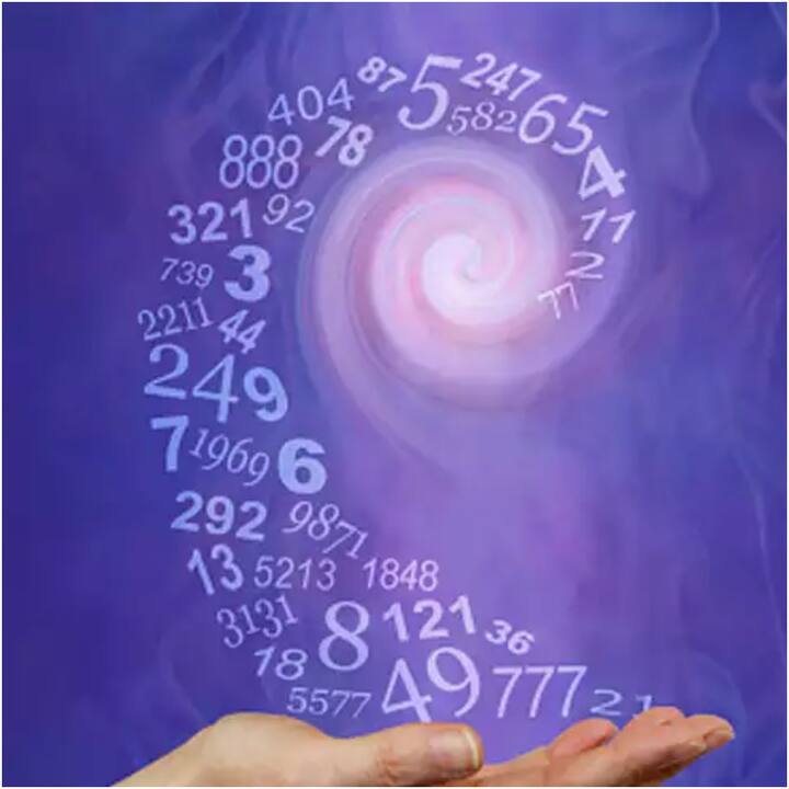 Numerology: અંકશાસ્ત્રમાં જન્મતારીખ મુજબ 1-9 નંબરો જણાવવામાં આવ્યા છે. જન્મકુંડળીમાં ગ્રહોની સ્થિતિ મૂલાંક મુજબ રત્ન ધારણ કરવાથી યોગ્ય ફળ મળે  છે. અંકશાસ્ત્ર અનુસાર જાણો તમારા લકી સ્ટોનન ક્યો છે.