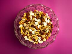 Thyroid: थायरॉईडच्या समस्येपासून सुटका हवीये? करा या सुपरफूडचे सेवन!