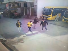 गैंगस्टर राजू ठेहठ हत्याकांड में अबतक चार हमलावरों की पहचान, पूरे प्रदेश में की गई नाकेबंदी