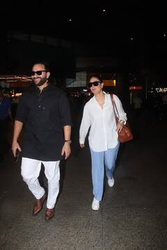 Kareena Kapoor-Saif Ali Khan Airport Look: देर रात एयरपोर्ट पर स्पॉट हुए करीना-सैफ, स्टार कपल के लुक ने फिर जीता फैंस का दिल