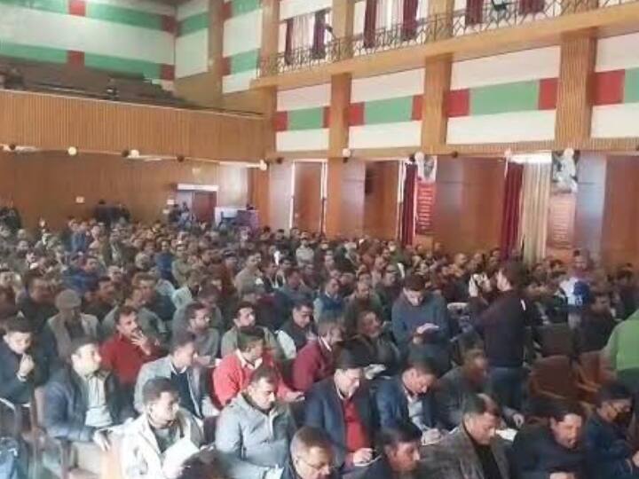 HP Assembly Elections 380 employees were given training in counting of votes in Shimla HP Assembly Elections Result: शिमला में 380 कर्मचारियों को दी गई मतगणना की ट्रेनिंग, आठ को आएगा विधानसभा चुनाव का फैसला