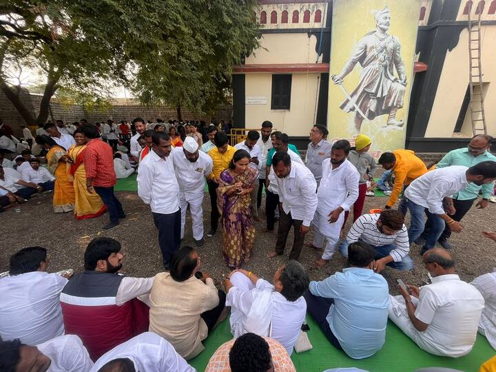 कोणत्याही प्रकारची घोषणाबाजी न करता मौन धरून आत्मक्लेश करण्यात आला.
